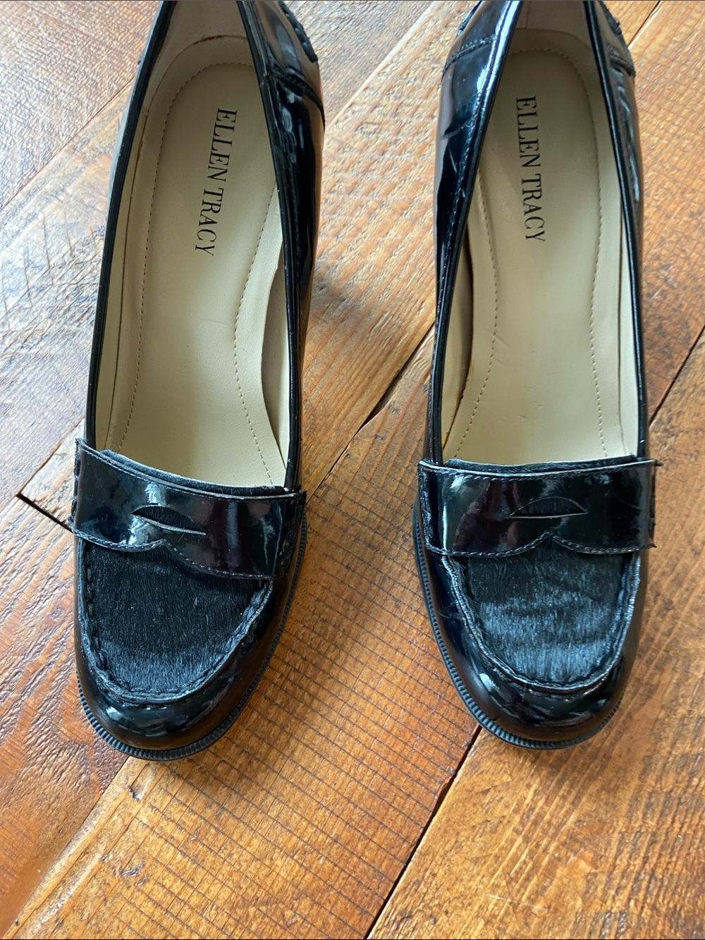 Ellen Tracy Black Patent Pumps / Block Heels
